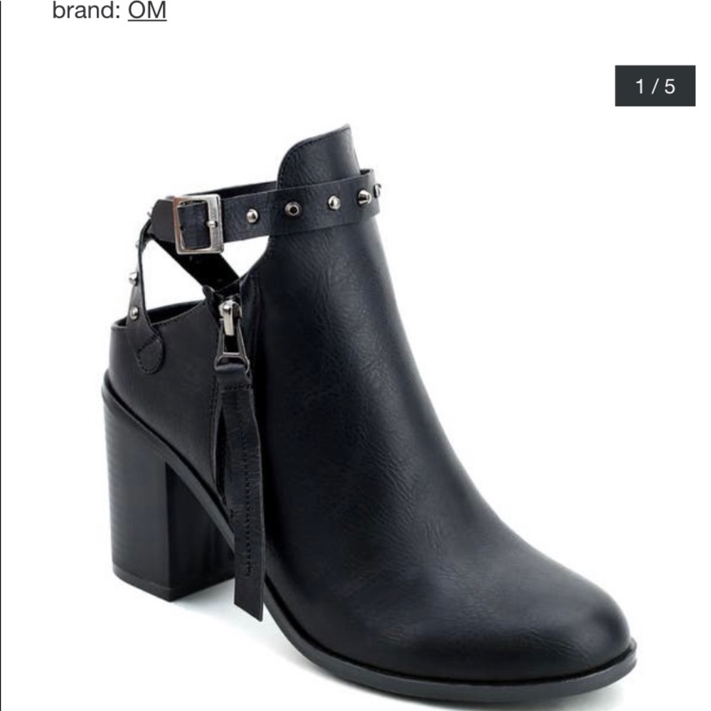 Black boots. Cutout with wrap straps NWOT